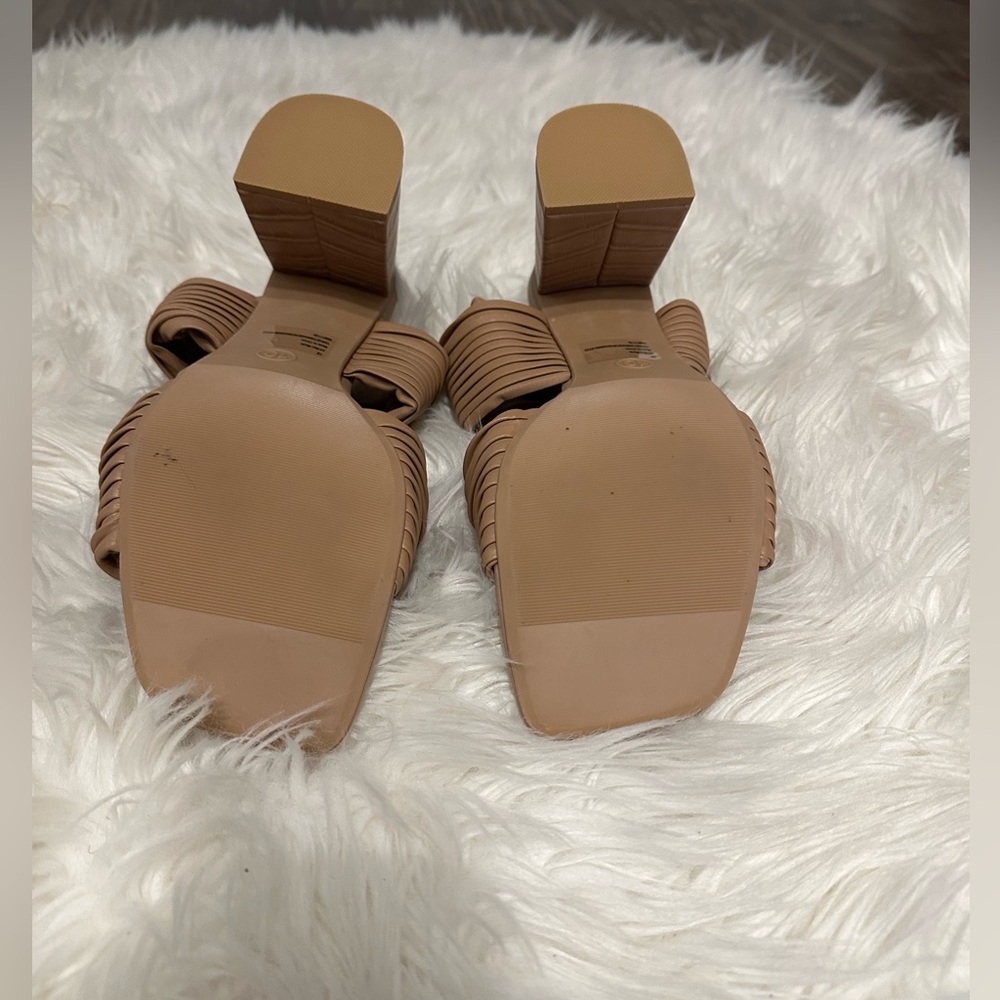 NWOT A New Day Jessa Mule Heels - Picture 4 of 7